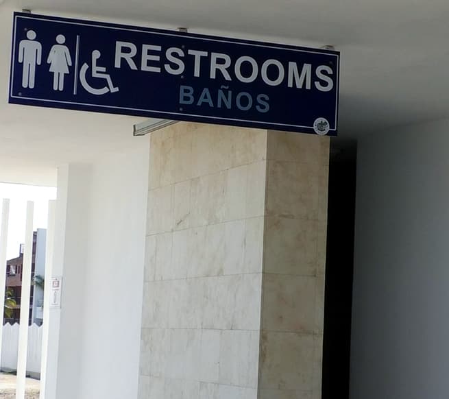 Sanitarios y Servicios